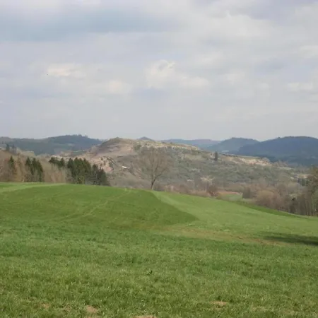 Chalet In Gerolstein Near Forest Trails Hinterhausen